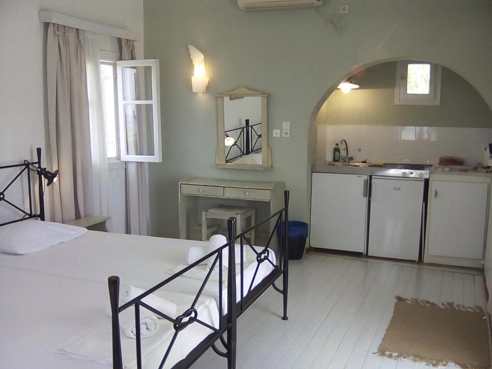 Aparthotel Spitia Vasili à Kapsálion Extérieur photo